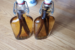 Homemade Vanilla Extract