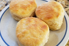 Southern-Buttermilk-Buscuits